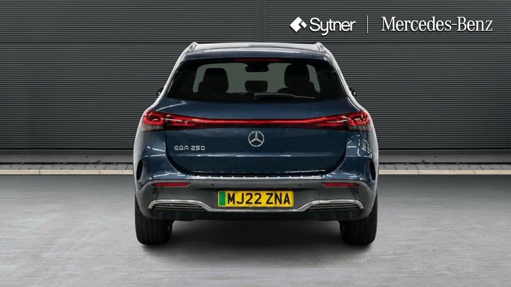 Mercedes-Benz EQA Eqa 250 Sport White #7