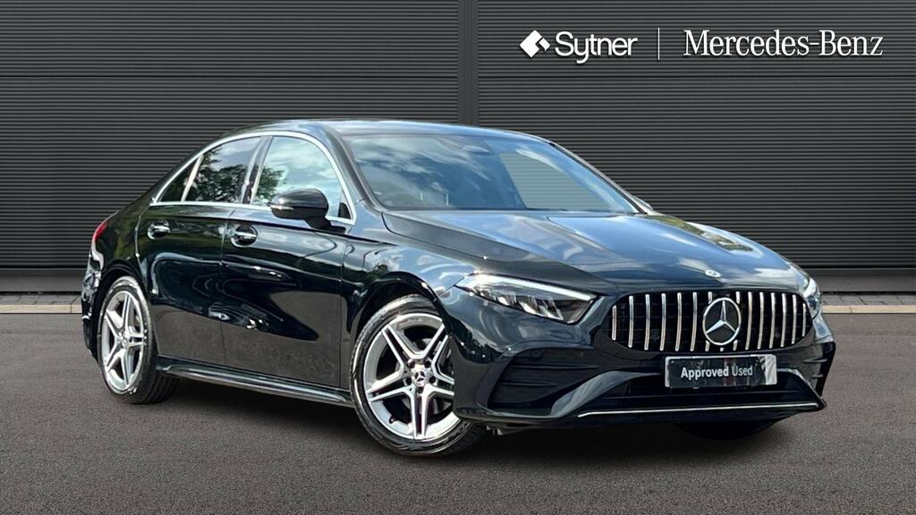 Mercedes-Benz A Class A180 Amg Line Executive KT23NXM Black