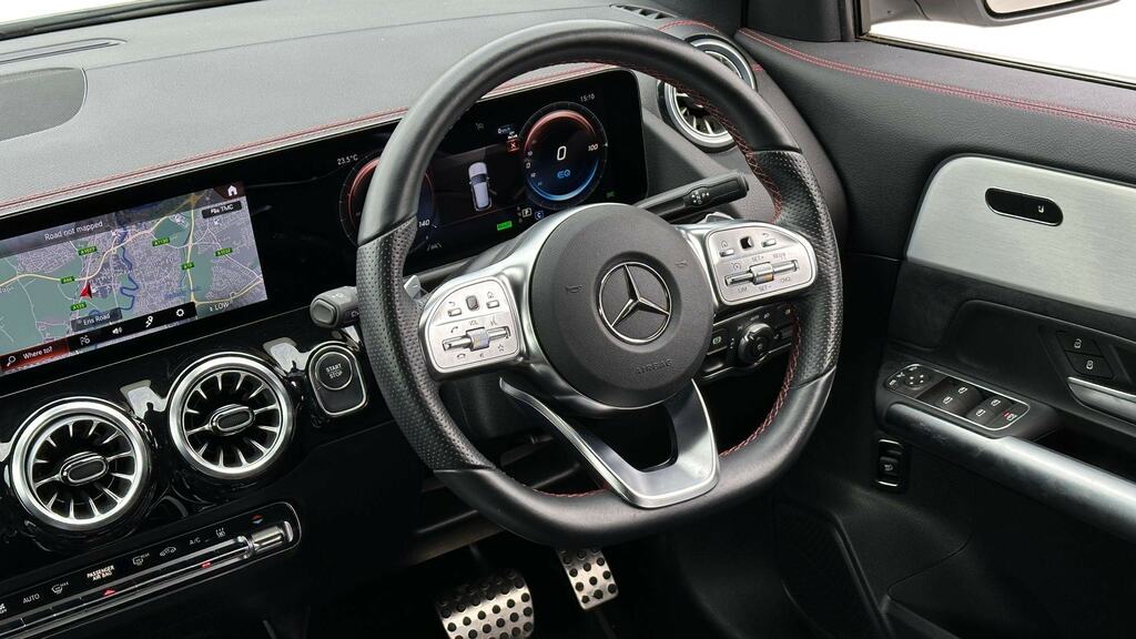 Mercedes-Benz EQA Eqa 350 4Matic Amg Line Premium White #9