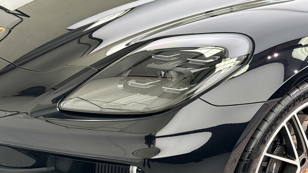 Porsche Panamera Panamera 4 E-hybrid Black #21