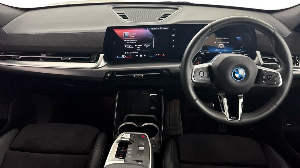 BMW iX2 150Kw Edrive20 M Sport 65Kwh Grey #4