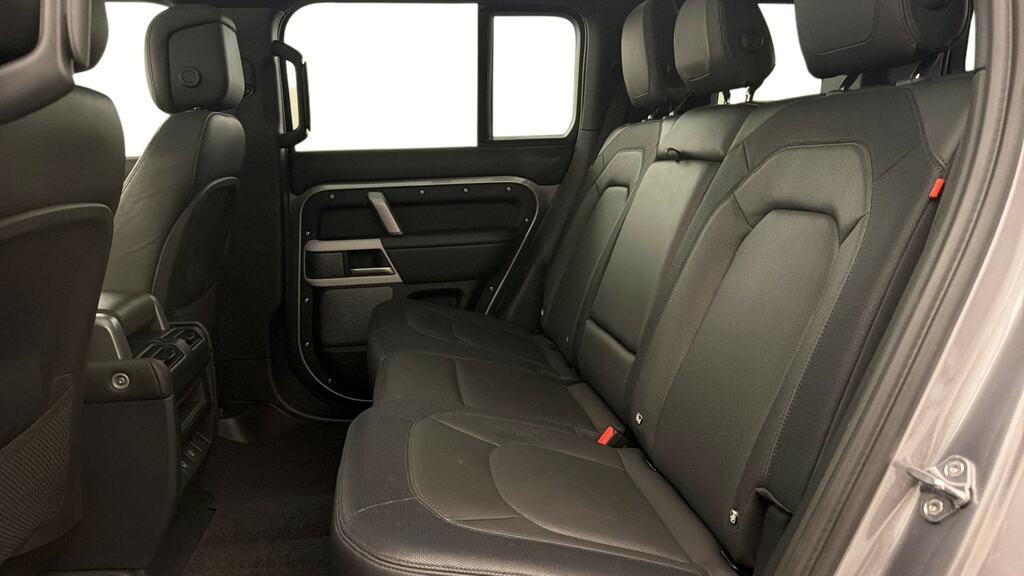 Land Rover Defender 110 3.0 D300 X-dynamic Hse 110 RF73LSJ Grey #4