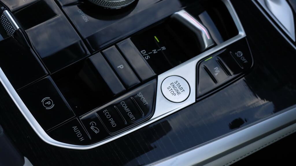 BMW X7 Xdrive40d Mht M Sport Step Black #19