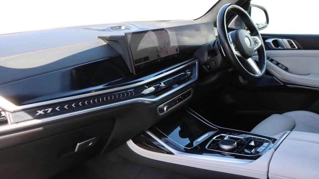 BMW X7 Xdrive40d Mht M Sport Step Black #7