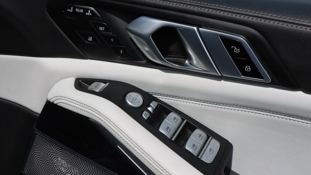 BMW X7 Xdrive40d Mht M Sport Step Black #37