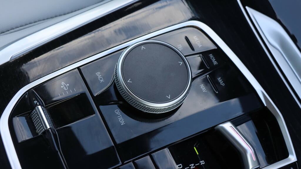 BMW X7 Xdrive40d Mht M Sport Step Black #28