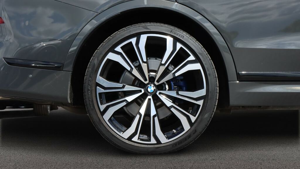 BMW X7 Xdrive40d Mht M Sport Step Black #14