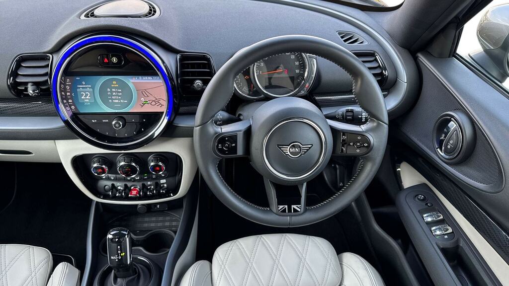 Mini Clubman 1.5 Cooper Exclusive Premium 6Dr Black #5