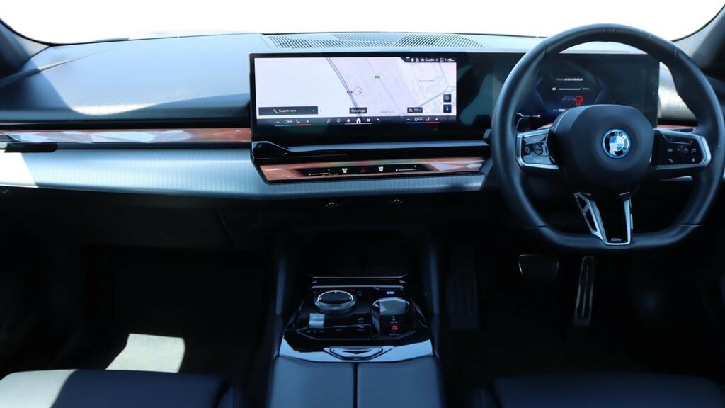 BMW i5 250Kw Edrive40 M Sport Pro 84Kwh Black #4