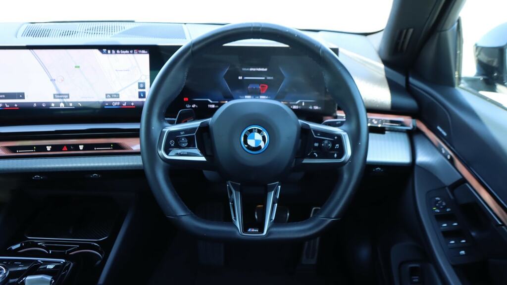 BMW i5 250Kw Edrive40 M Sport Pro 84Kwh Black #5