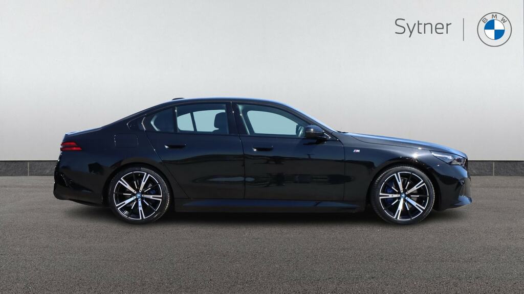 BMW i5 250Kw Edrive40 M Sport Pro 84Kwh Black #3