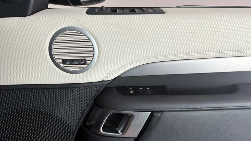 Land Rover Discovery R-dynamic Hse Red #21