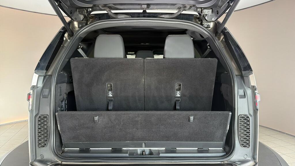 Land Rover Discovery R-dynamic Hse Red #22