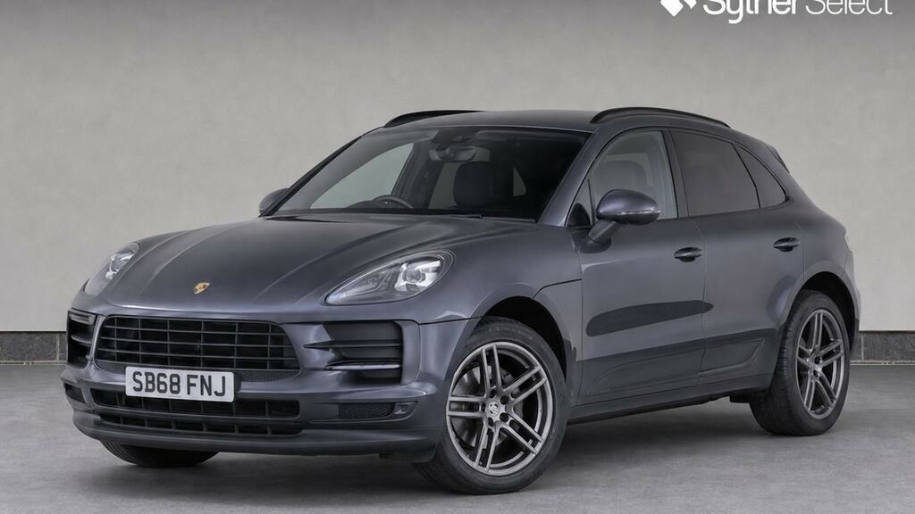 Porsche Macan 5dr Pdk SB68FNJ Grey #2