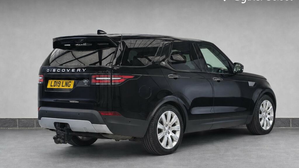 Land Rover Discovery 2.0 Si4 Hse Luxury Black #4