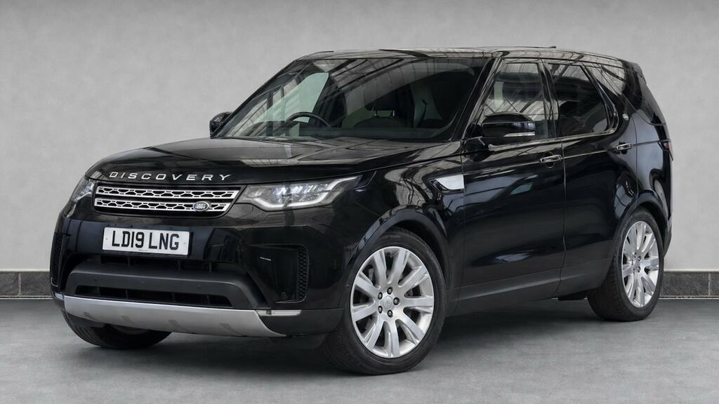 Land Rover Discovery 2.0 Si4 Hse Luxury Black #2