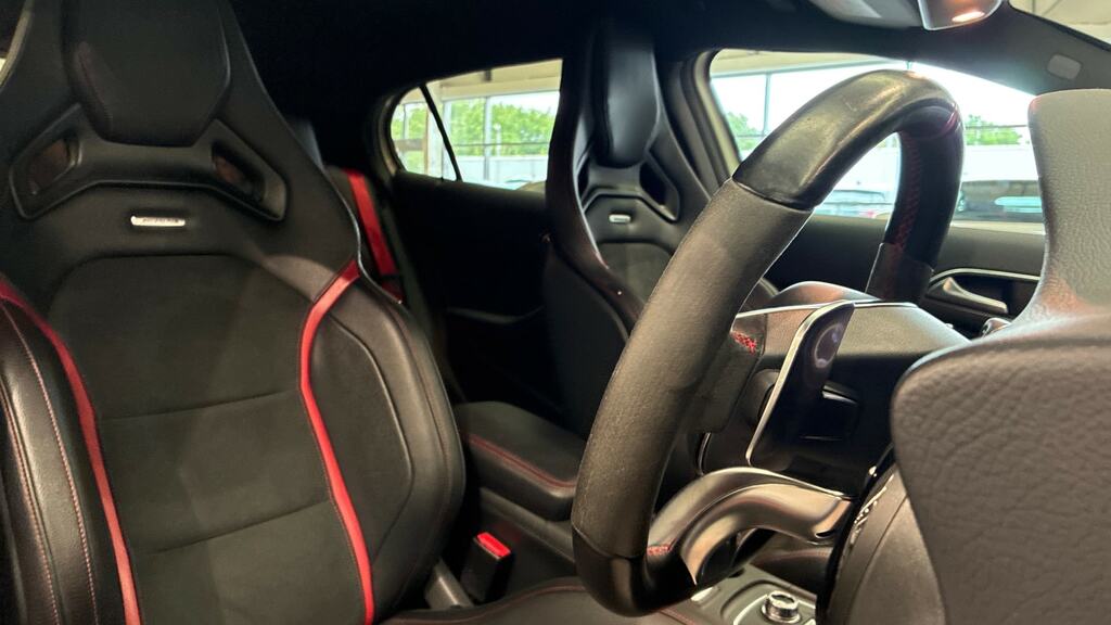Mercedes-Benz GLA Class Amg Line Black #10