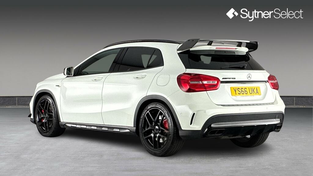 Mercedes-Benz GLA Class Amg Line Black #2