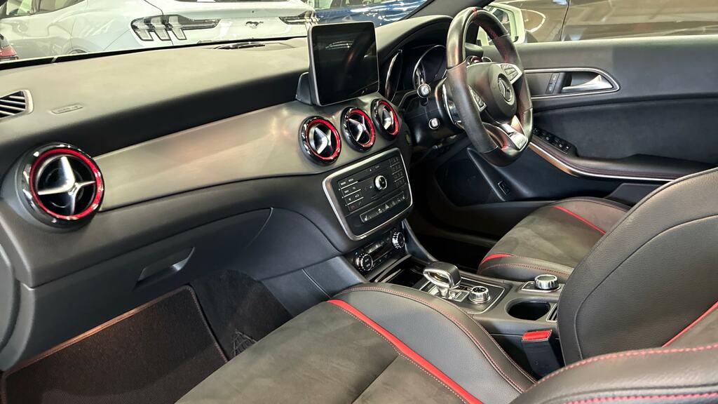 Mercedes-Benz GLA Class Amg Line Black #11