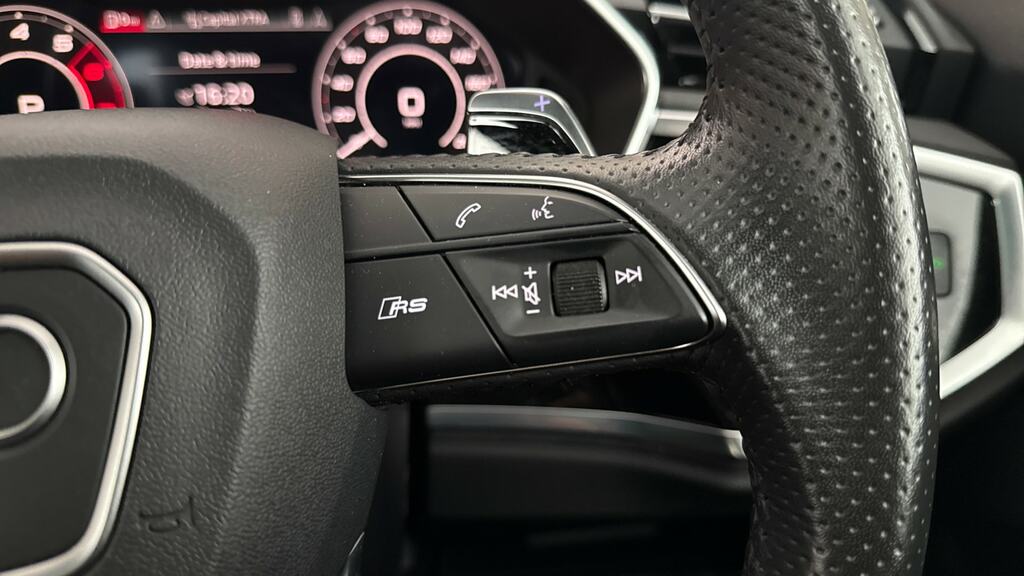 Audi RS Q3 Tfsi Vorsprung Black #18