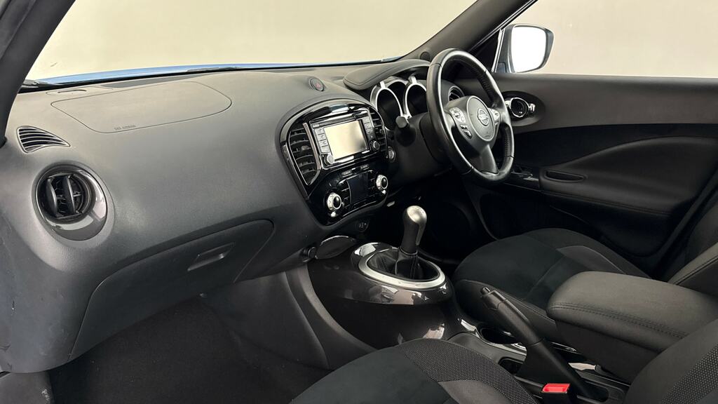 Nissan Juke Bose Personal Editio Blue #11