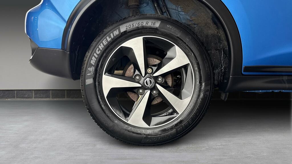 Nissan Juke Bose Personal Editio Blue #26