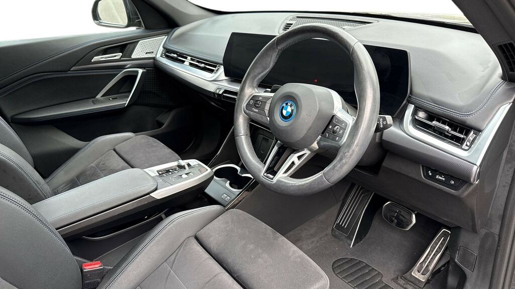BMW iX1 230Kw Xdrive30 M Sport 65Kwh Black #6