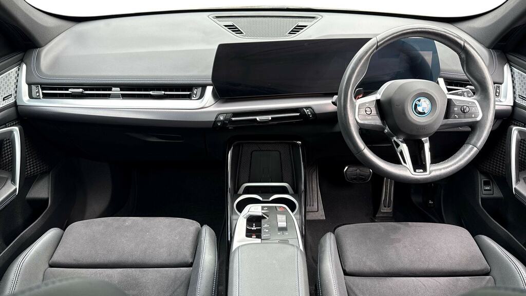 BMW iX1 230Kw Xdrive30 M Sport 65Kwh Black #4