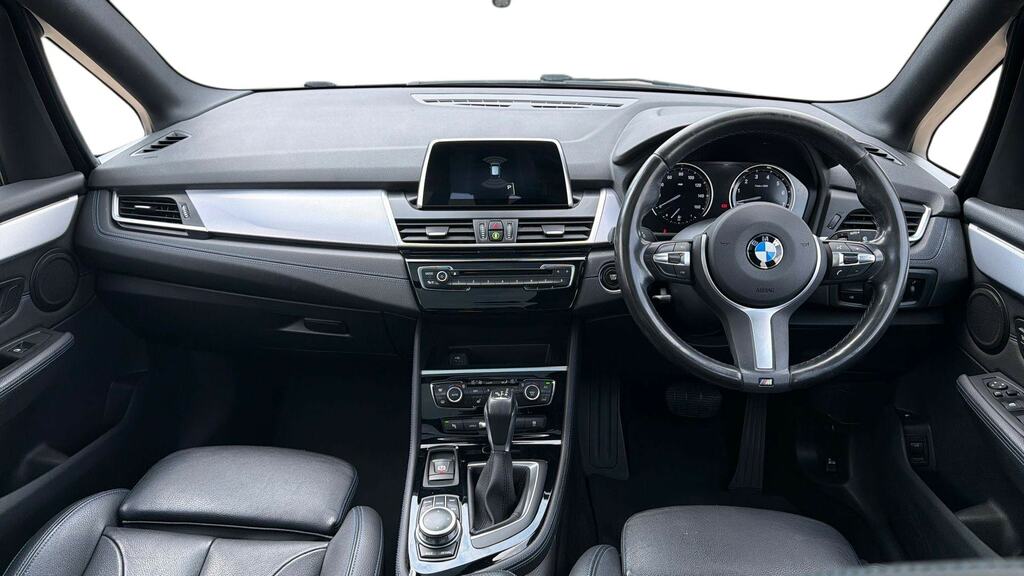 BMW 2 Series Active Tourer 225Xe M Sport Premium Black #4