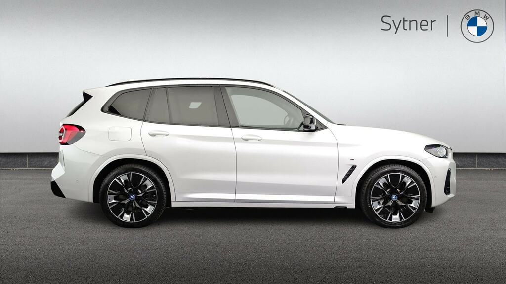 BMW iX3 210Kw M Sport Pro 80Kwh HK22FET White #3