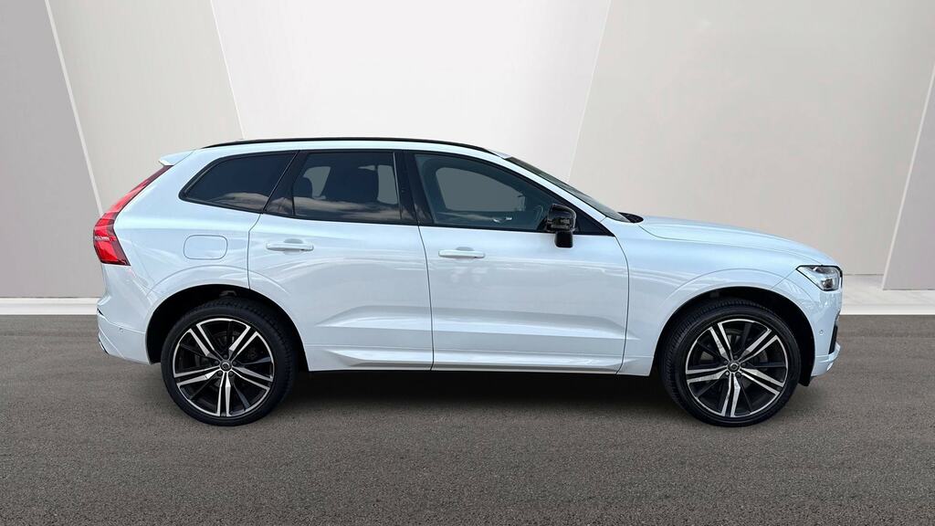 Volvo XC60 2.0 B5p 250 R Design Pro Awd Geartronic White #3