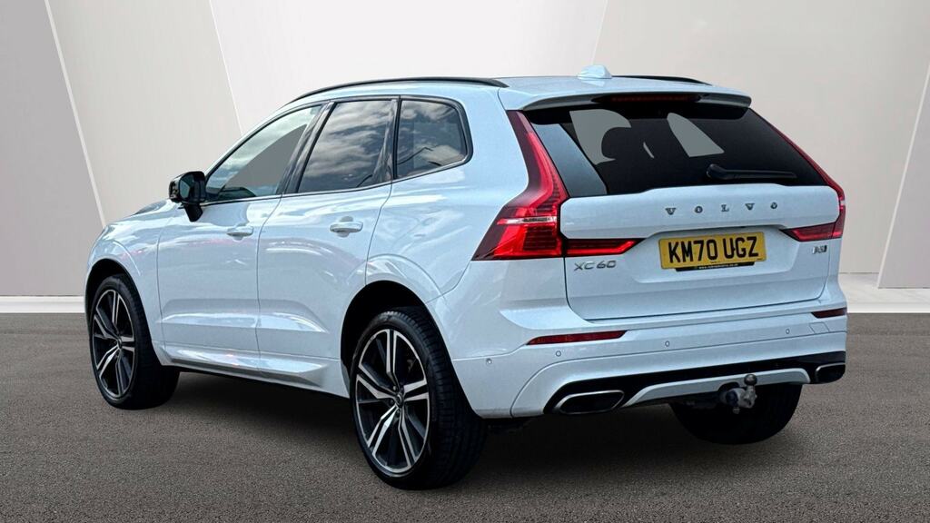 Volvo XC60 2.0 B5p 250 R Design Pro Awd Geartronic White #2