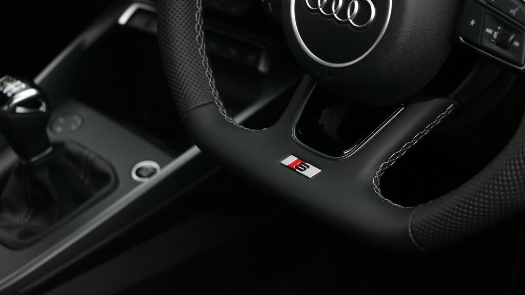 Audi A3 35 Tfsi Black Edition S Tronic Black #23