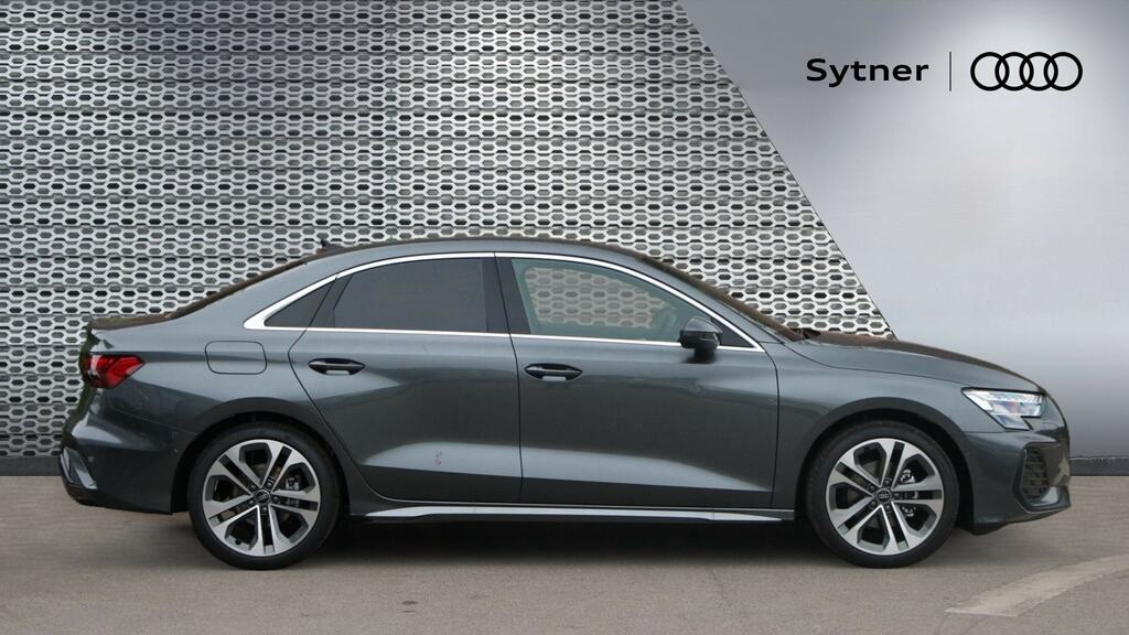 Audi A3 35 Tfsi Black Edition S Tronic Black #4