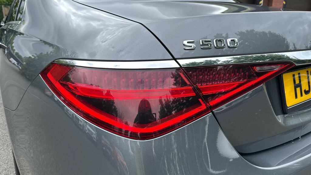 Mercedes-Benz S Class Saloon White #19