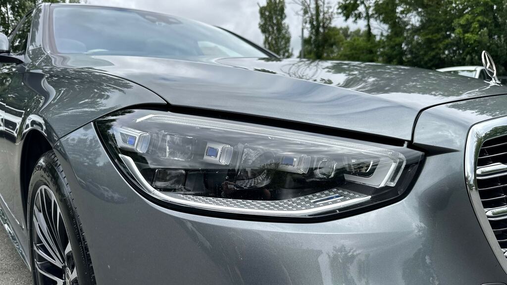 Mercedes-Benz S Class Saloon White #18