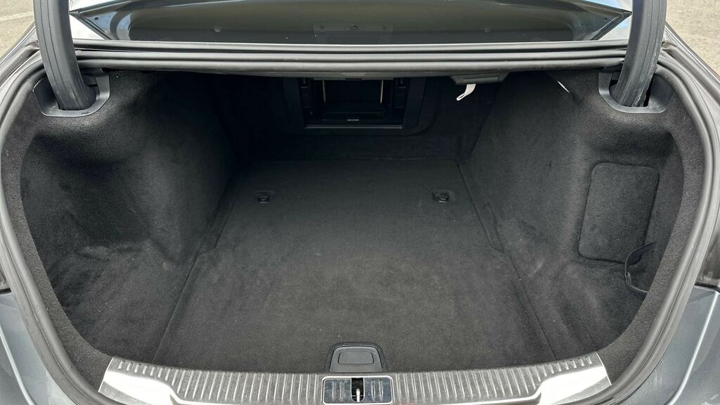 Mercedes-Benz S Class Saloon White #16