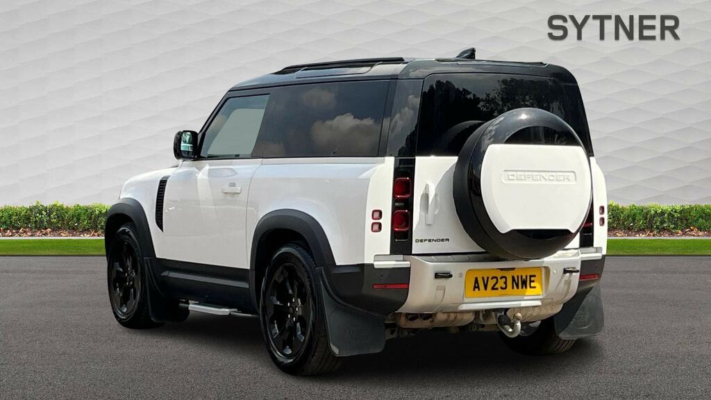 Land Rover Defender 90 3.0 D250 Hard Top Hse 3 Seat AV23NWE White #2