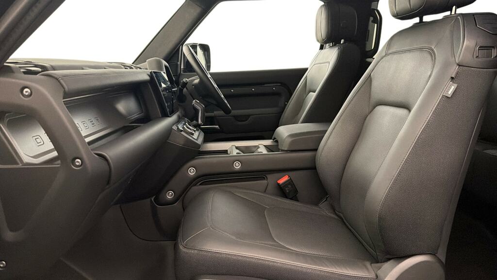 Land Rover Defender 90 3.0 D350 X 90 NV25AFZ Black #3