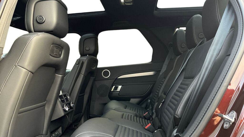 Land Rover Discovery 3.0 D350 Gemini Red #4