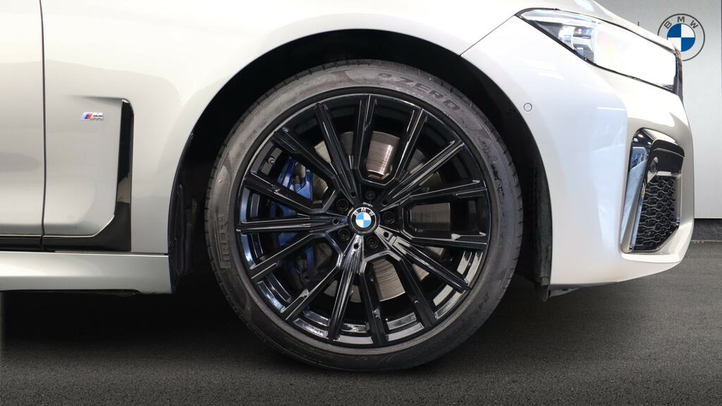 BMW 7 Series Saloon Black #14
