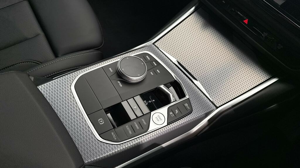 BMW 3 Series 320I M Sport Step Black #10