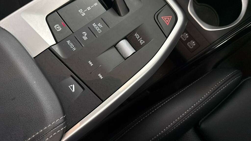 BMW iX1 150Kw Edrive20 Shadow Edition 65Kwh Blue #19