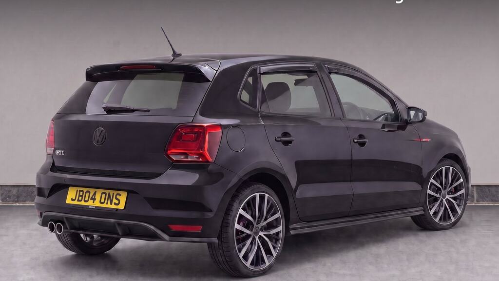 Volkswagen Polo 1.8 Tsi Gti Black #4