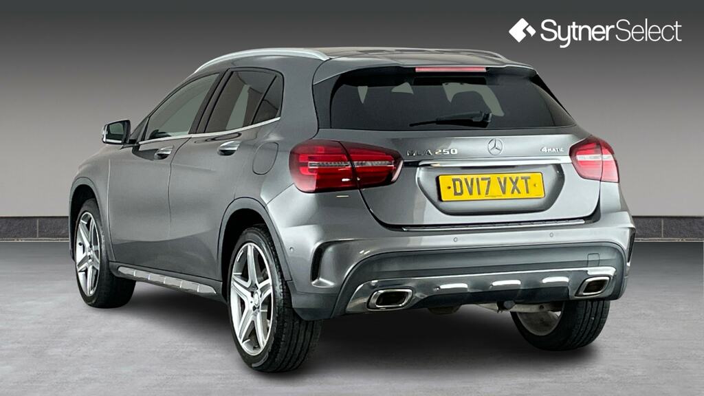 Mercedes-Benz GLA Class Gla 250 4Matic Amg Line Premium Plus Grey #2