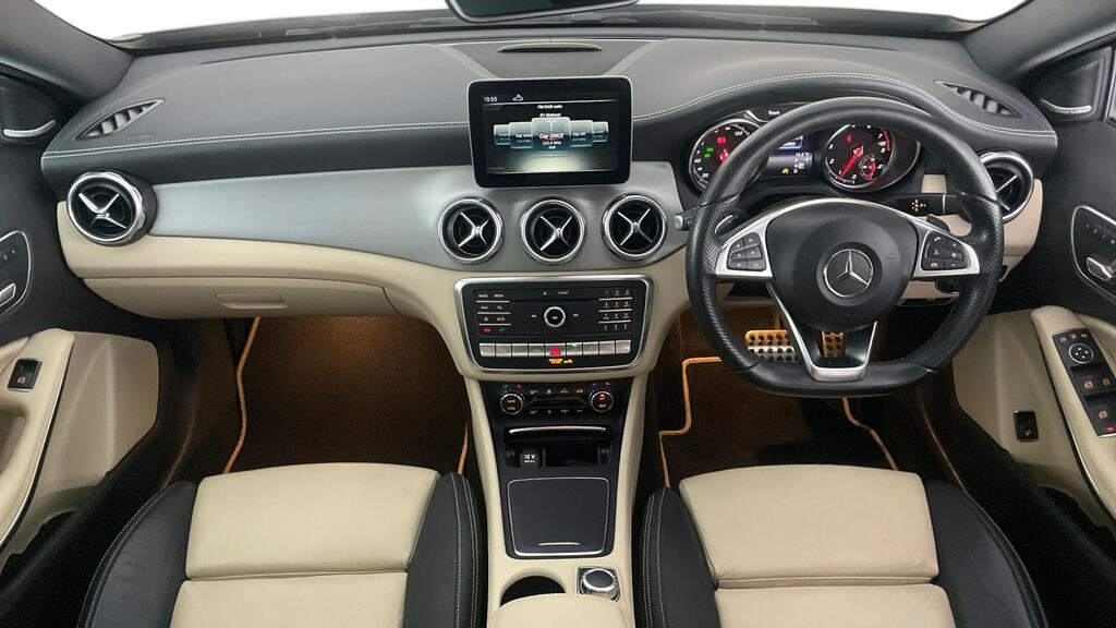 Mercedes-Benz GLA Class Gla 250 4Matic Amg Line Premium Plus Grey #6