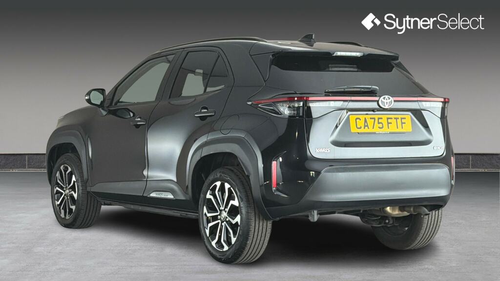 Toyota Yaris Cross 1.5 Hybrid Design Cvt CA75FTF Black #2