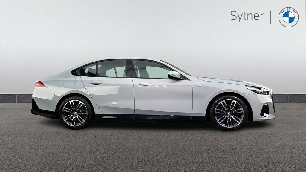BMW i5 250Kw Edrive40 M Sport 84Kwh Grey #3