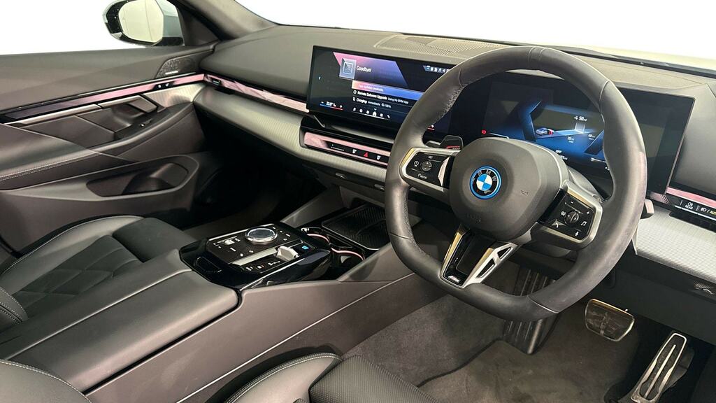 BMW i5 250Kw Edrive40 M Sport 84Kwh Grey #6