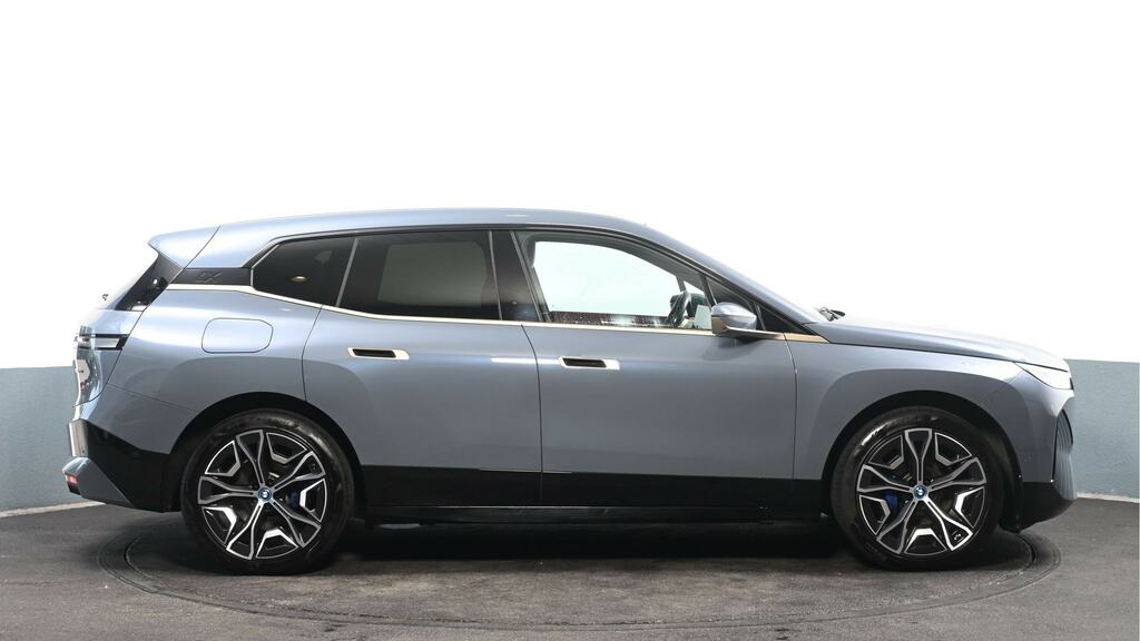 BMW iX 385Kw Xdrive50 M Sport 111.5Kwh Sky Grey #3